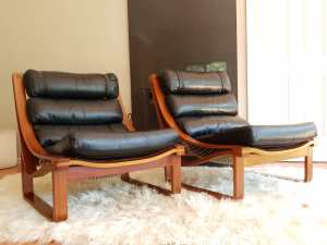 ***SOLD***70s TESSA T4 Leather Lounge Chairs x 2 (Black)