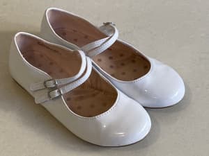Girls’ White Party Shoes US size 13