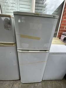 215 liter LG fridge