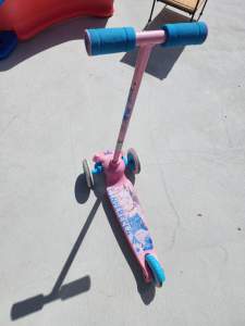 Childrens scooter in good condition