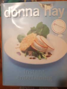 Donna Hay- Instant Entertaining COOKBOOK HARDCOVER