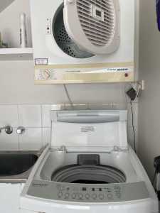 Fisher & Paykel 8.5Kg top loader washing machine