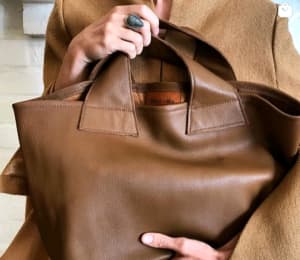 Italian grain leather handbag in tan NEW