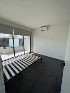 Master-size Bedroom for Rent