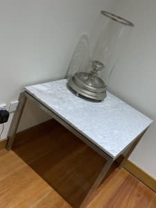 Marble coffee/side table