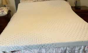 Double bed/ Queen caravan bed Mattress Topper