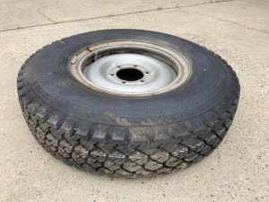 Toyota TJ 45 rim and tyre
