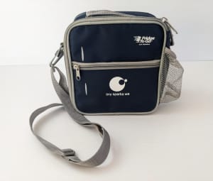 Fridge-to-go Lunchbox with carry strap