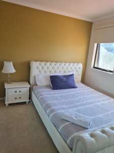 Room in Glen Waverley