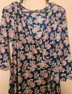 Leona Edmiston True Wrap Dress size 3 beautiful floral