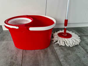 White Magic Microfibre Spin Mop & Bucket, Red.