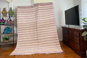 Catching Carpet -Hand Woven Blanket Eye- Authentic Moroccan Rug - Rug 