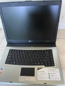 Acer Travelmate 4062WLMi. For parts
