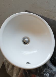 Round Bathroom Bowl