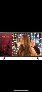 LG 50 50UR640S Commercial UHD 4K Signage TV with 16/7 Operation