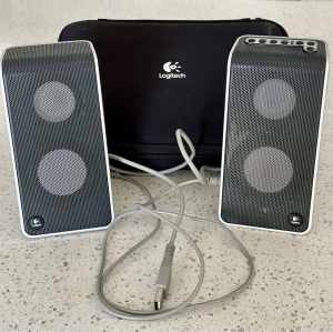 Logitech Portable USB powered laptop speakers