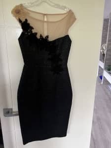 Alex Perry Black detailed dress size 8