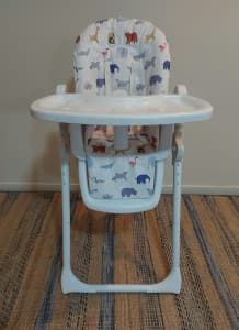 Free Highchair with adjustable height and seat