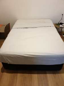 Free ! Double bed mattress and base