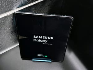 Samsung Galaxy Z Fold 4 (73828)