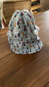 Bedhead beach hat - in great condition!