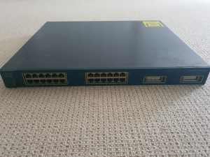 Cisco Catalyst 3550 24 x 100Mbps ports, Layer 3 Network Switch