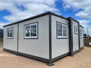 Expandable Container House with Ensuite