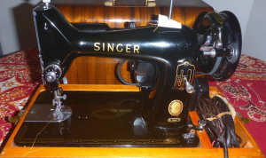 Singer Sewing Machine 99K - SOLD pending pickup