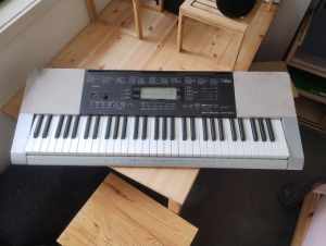 Keyboard piano, used - pick up Melb CBD