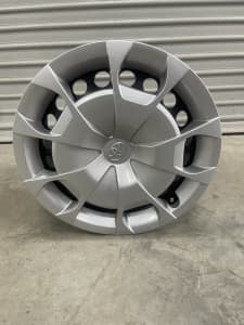 Hiace Toyota Hiace steel rims and wheel covers x 4
