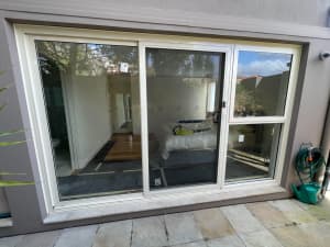 Commercial aluminium windows and doors: White birch 
