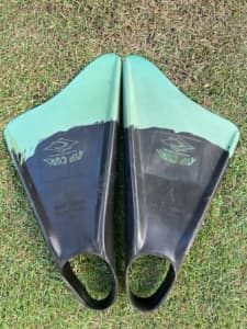 Rip Curl Med/Large Bodyboard Flippers in GC