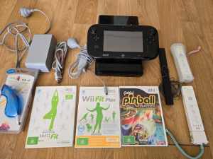 Wii U Console with extras, Wii controllers, wii dance mat ...