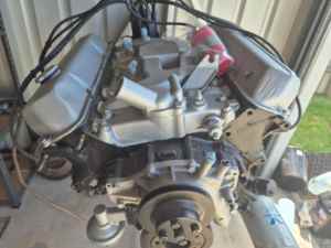 253 V8 Holden Engine