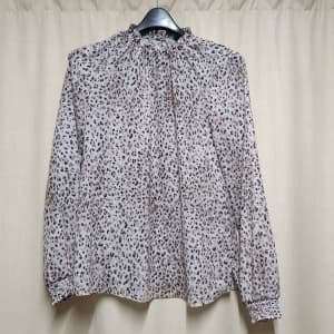 Portmans leopard print high collar long sleeve top Size 6
