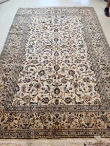 Stunning large Persian handmade soft wool Kashan rug353*248 cm
Pure wo