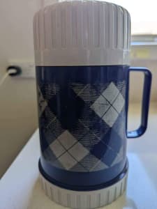 Thermos Food Container - Excellent condition