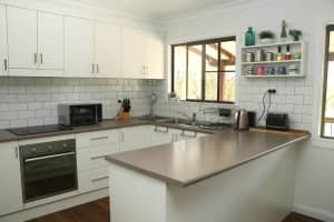 Acreage and Renovated home - Stanthorpe Qld