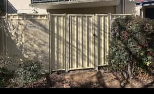 Fencing and gate service in Canberra 