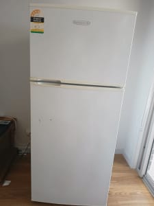 Kelvinator 420L Fridge Freezer
