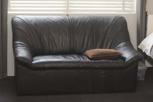 2 seater leather sofa