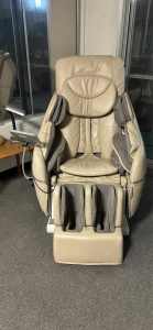 Deluxe Health Centre Massage Chair
