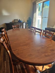 Beautiful wood dining table and 8 x suede chair set (no free offers)