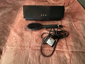 New GHD hair straightning brush with bag