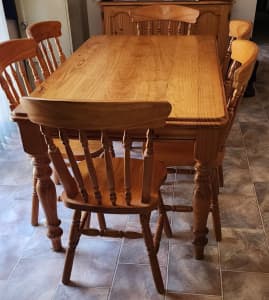 150 cm dining table and six chairs for sale