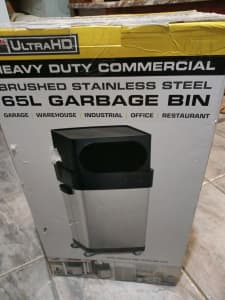 65L Garbage bin, heavy duty with wheels & levelling feet,new. $75.00.