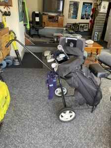 Fire Blade Golf set complete with buggy