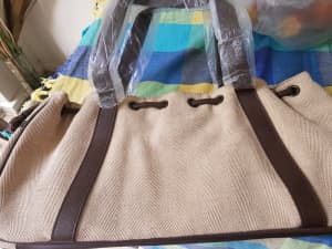 N E W - stylish practical Canvas leather bag