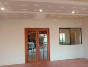 PLASTERING & CEILING SERVICES 