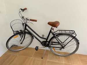 Vintage Reid Ladies Bike